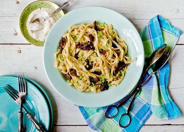 Pasta With Morels, Peas and Parmesan