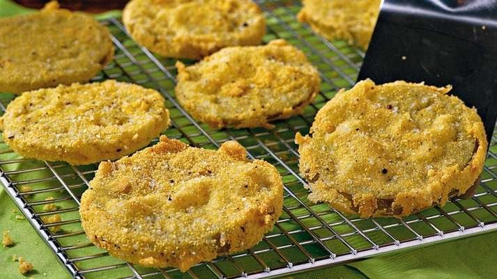 Fried Green Tomatoes Recipe | Southern Living