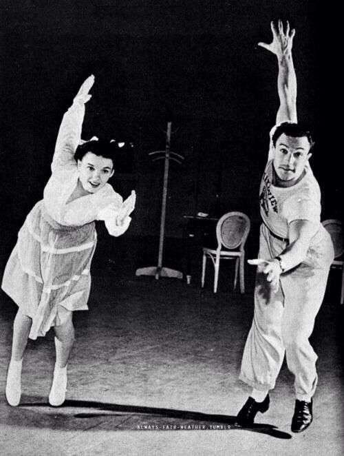 Judy Garland and Gene Kelly rehearsing a dance number for "For Me and My Gal." | Gene kelly, Judy garland, Classic movies