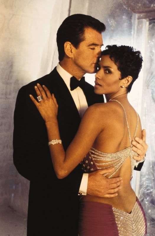 Halle Berry Archives James Bond 007, 57% OFF