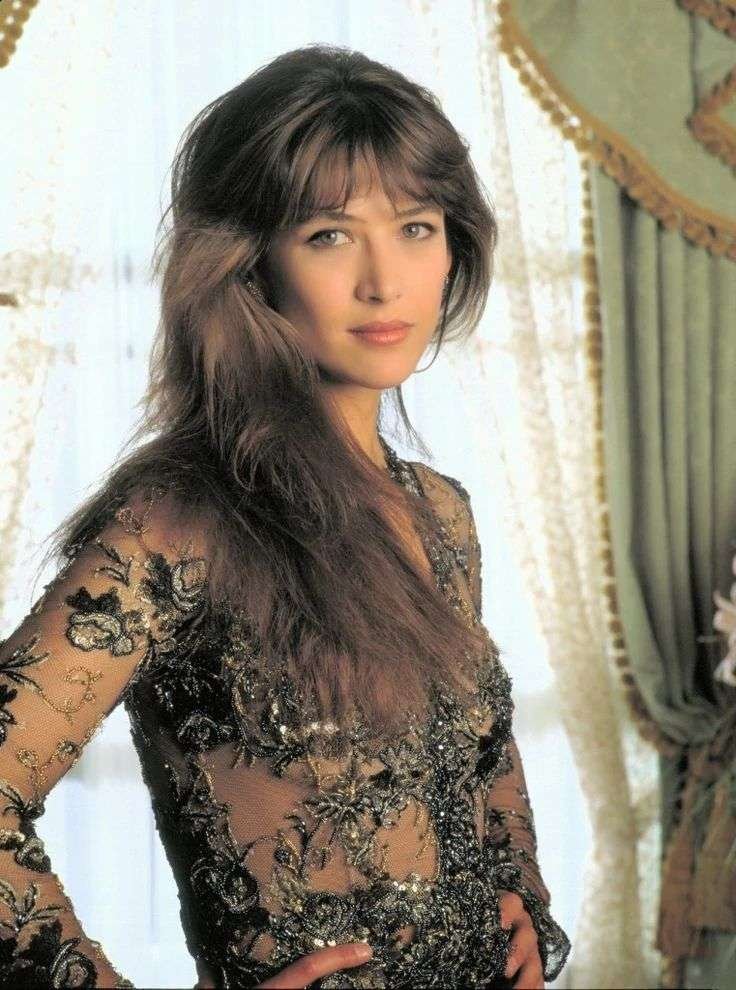 Sophie Marceau | James Bond Wiki | FANDOM powered by Wikia | French  actress, Sophie marceau, Sophie marceau photos