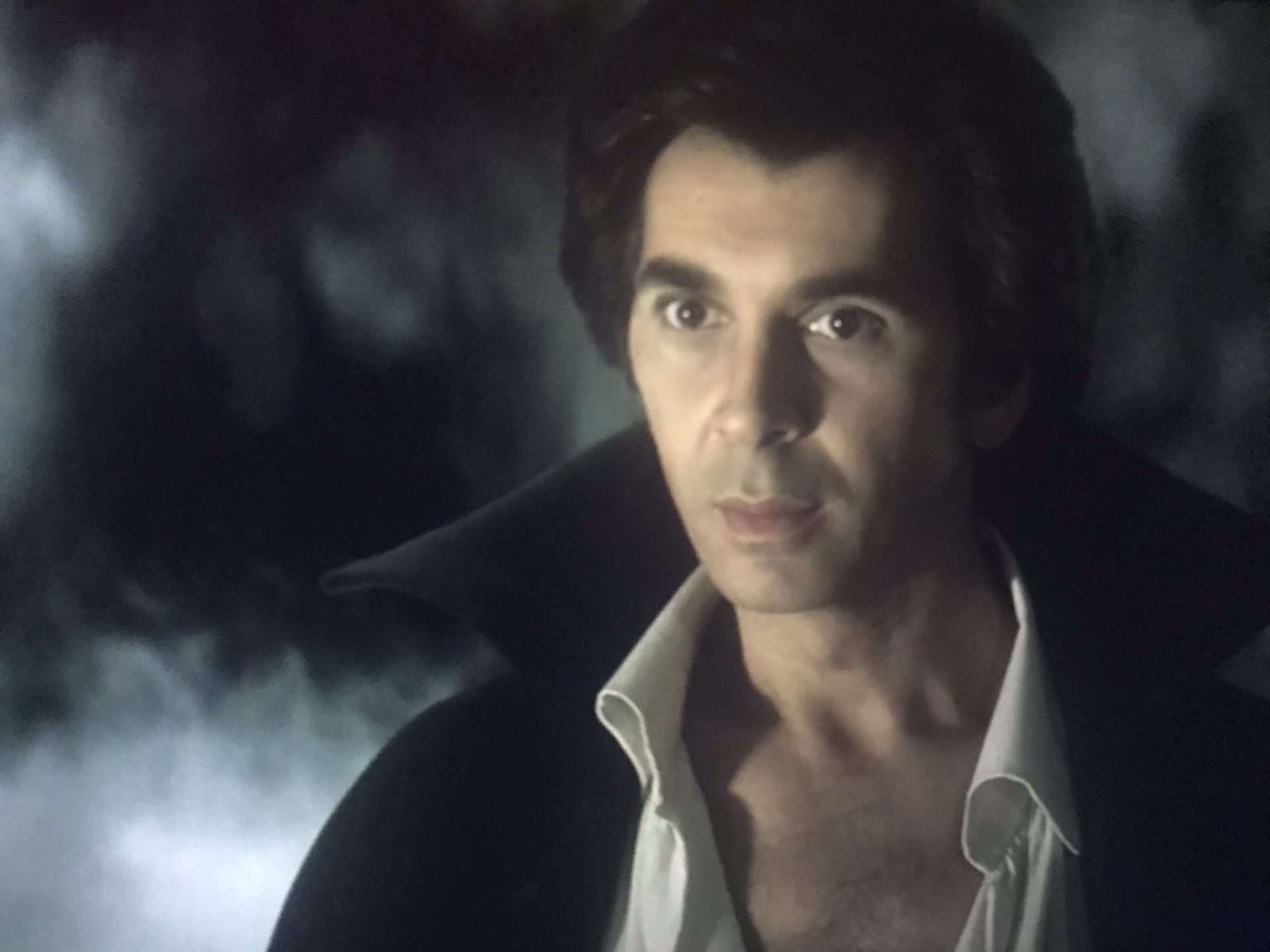 Frank Langella Dracula