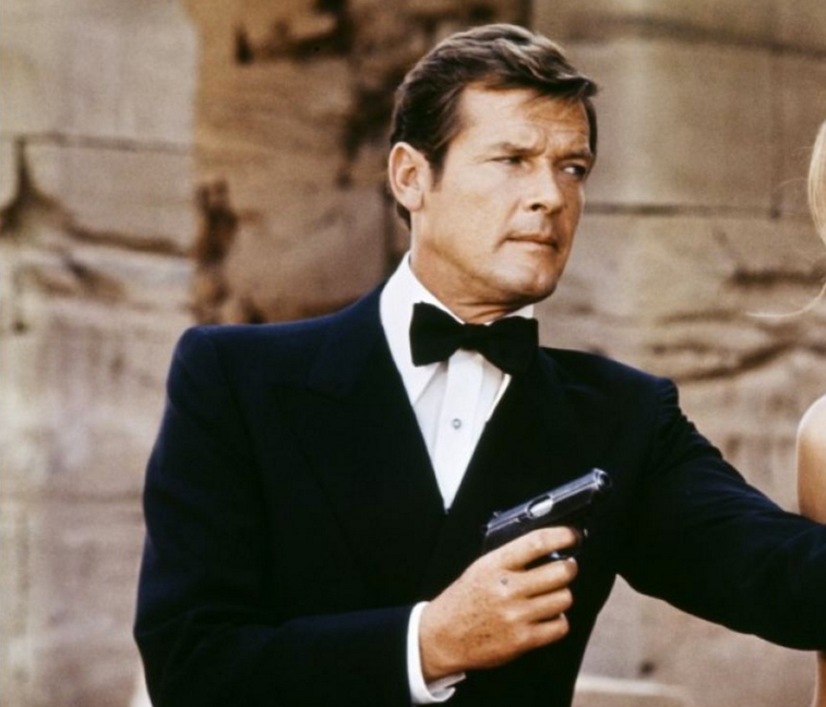 Excellent 007 Roger Moore