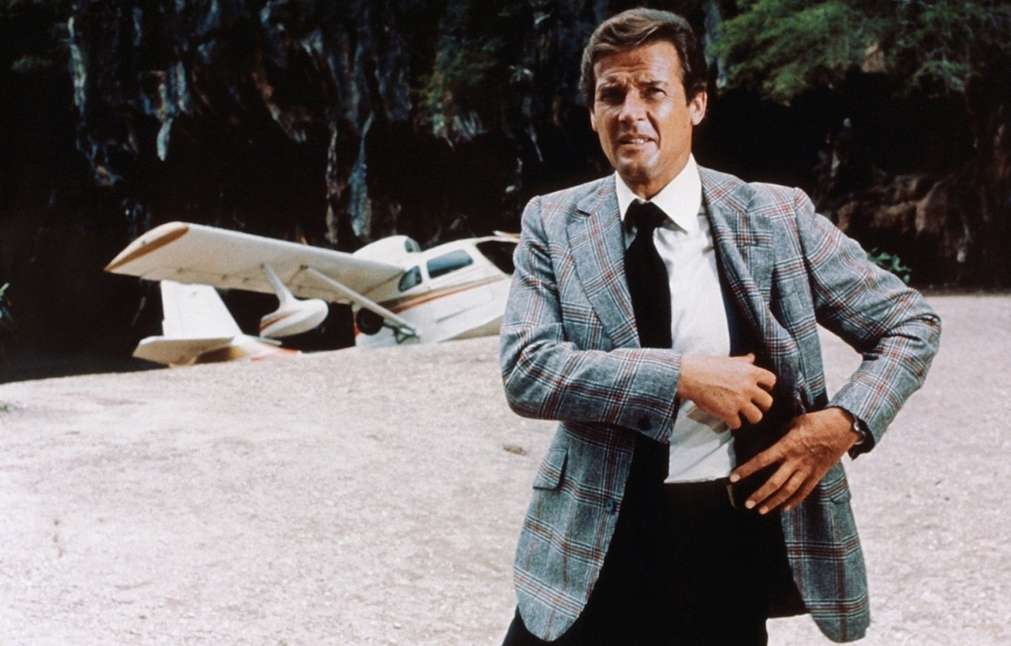 Why Sir Roger Moore Is A Style Icon | The Journal | MR PORTER