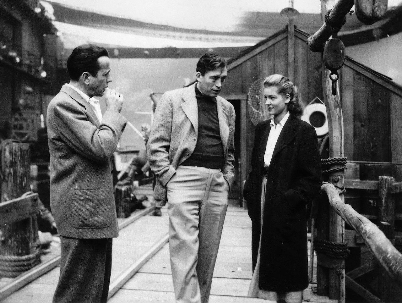 John Huston and Humphrey Bogart: The Mise-en-Scène Magazine's Exploration  of the Legendary Director-Actor Partnership • Cinephilia & Beyond