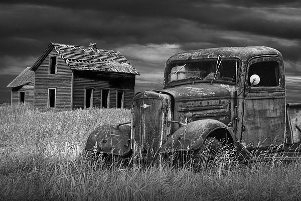 Old Vintage Pickup in Black and White by an Abandoned Farm House Jigsaw  Puzzle by Randall Nyhof - Pixels