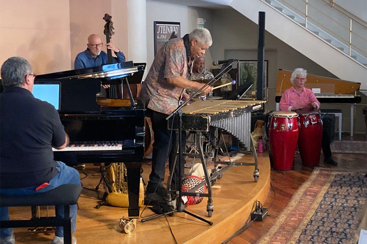 Roger Glenn and His Latin Jazz Ensemble