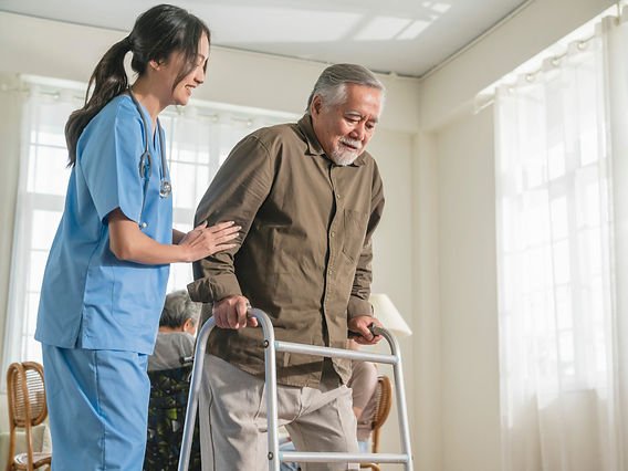 Living with Parkinson's: 5 Tips on Caring for a Parkinson's Disease Patient  at Home