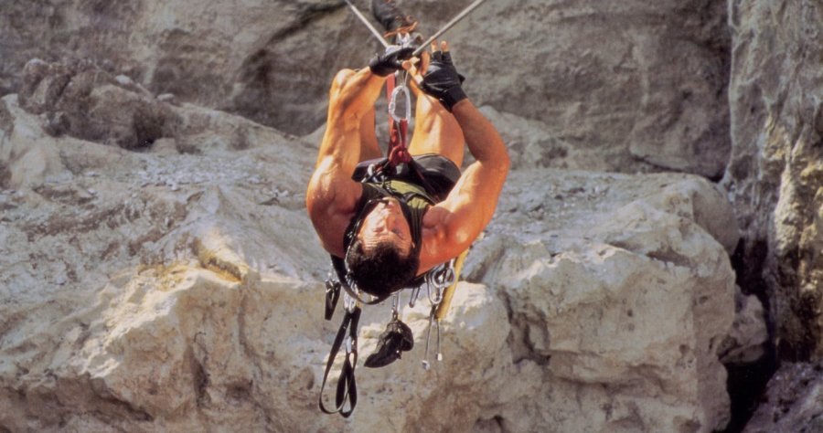 Why 1993's Cliffhanger is an Action Movie Gem – Sexual Tyrannosaurus